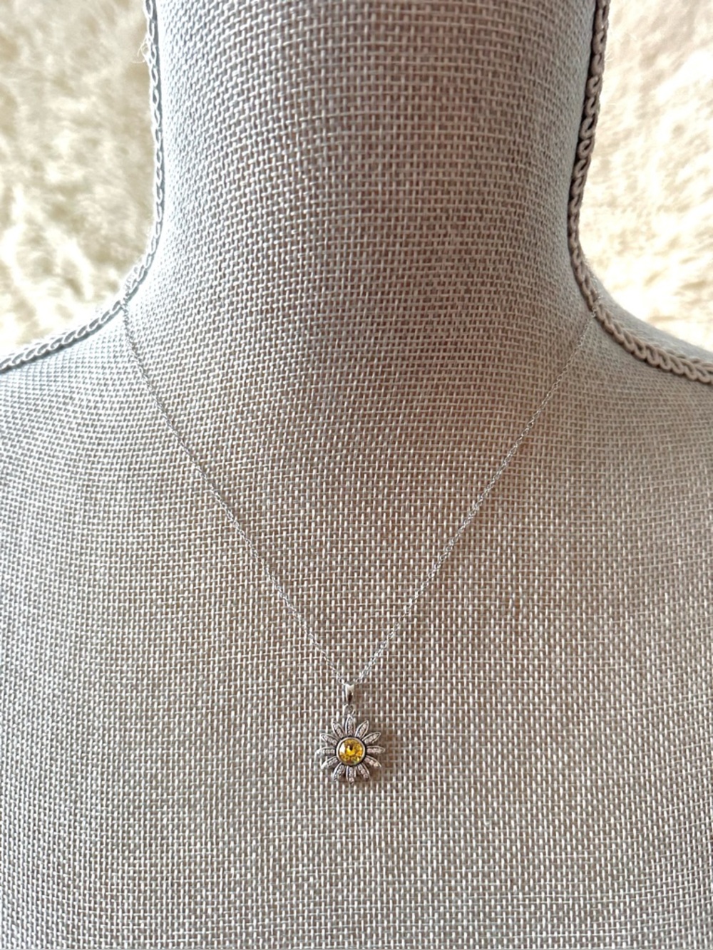Silver Daisy Pendant Necklace with Yellow Center Burst - Picture 4 of 4